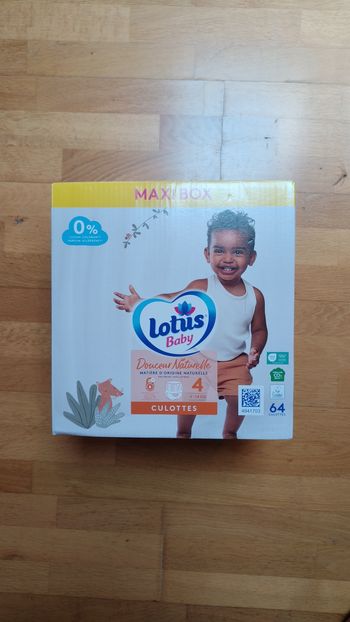 1 maxi box couches culottes Lotus taille 4