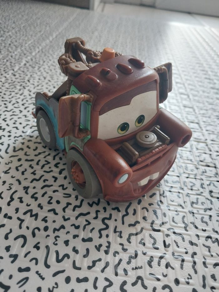 Disney Pixar Cars – Martin la dépanneuse