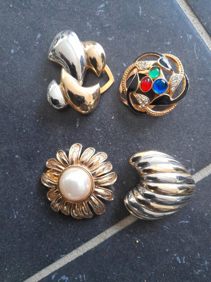 Lot attaches foulards et broches - photo numéro 4