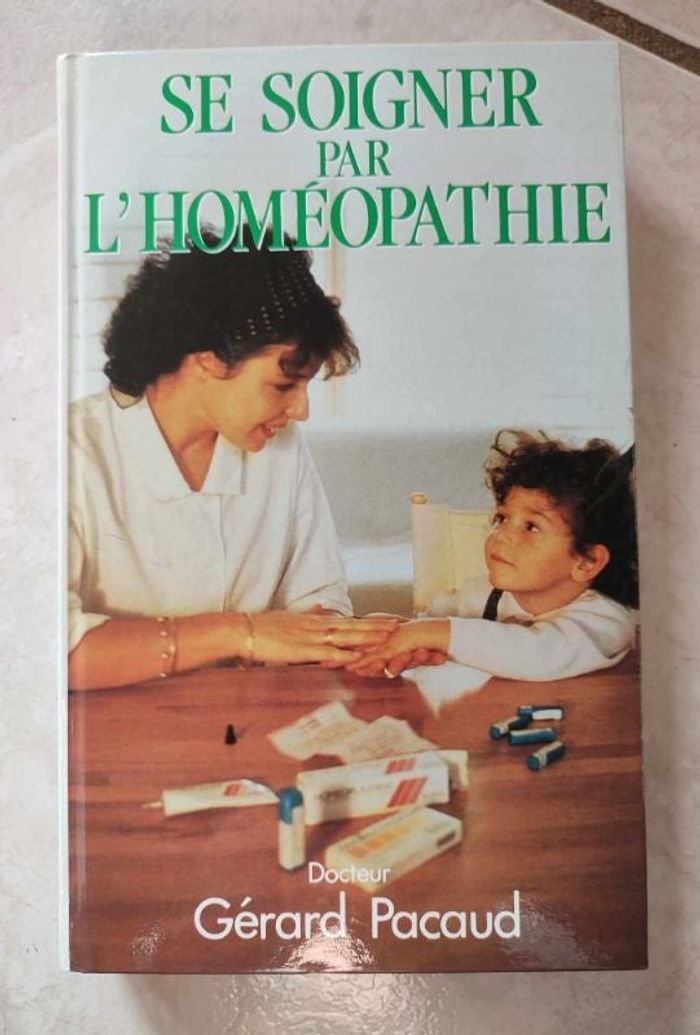 Livre se soigner par l'homeopathie
