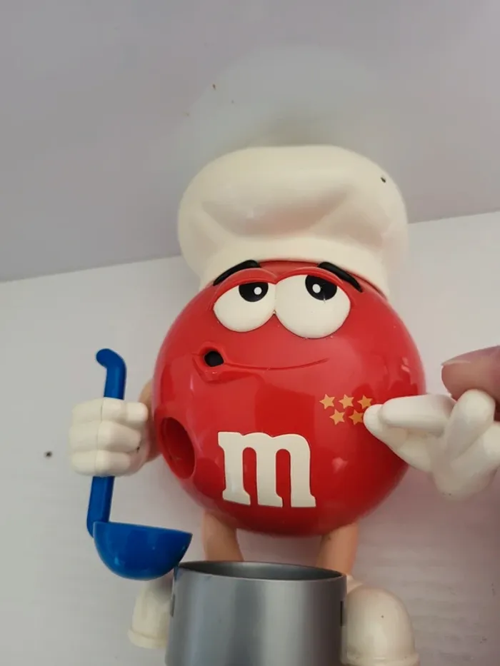 Distributeur de bonbons M&M's cuisinier - photo numéro 3