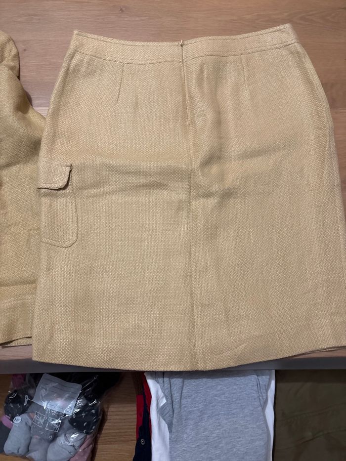 Tailleur jupe - photo numéro 2
