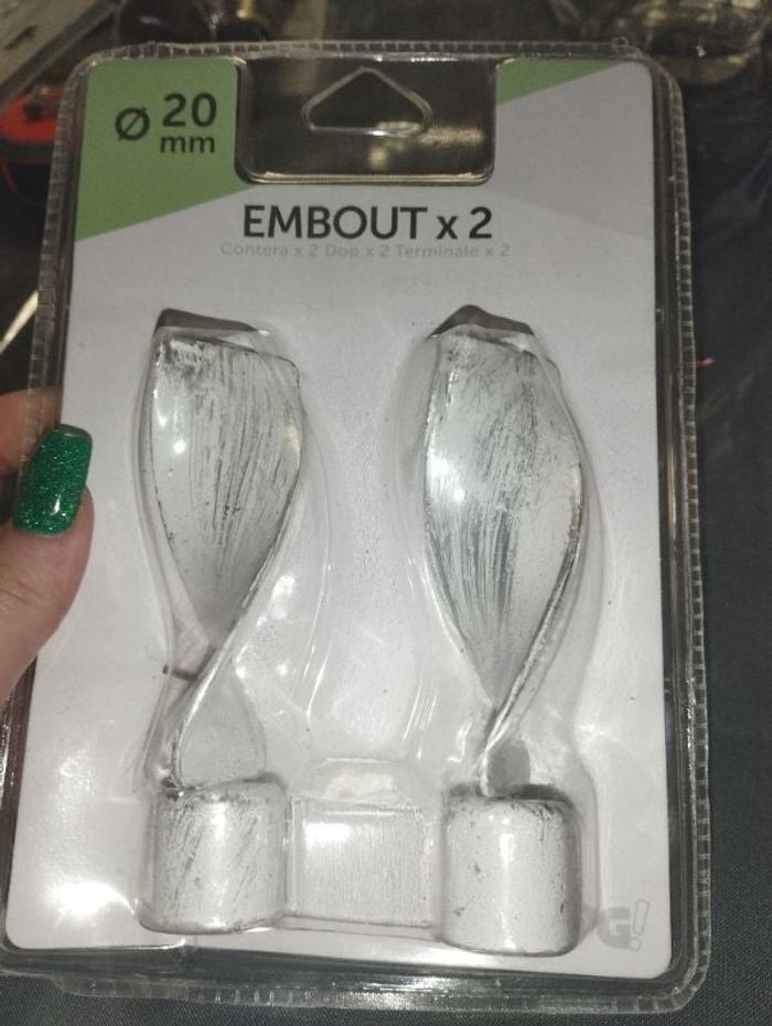 Embout tringle a rideau