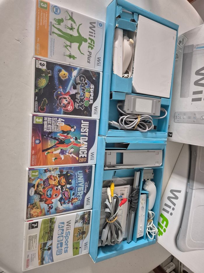 Console Nintendo wii blanche +balance board wii fit plus et jeux - photo numéro 4