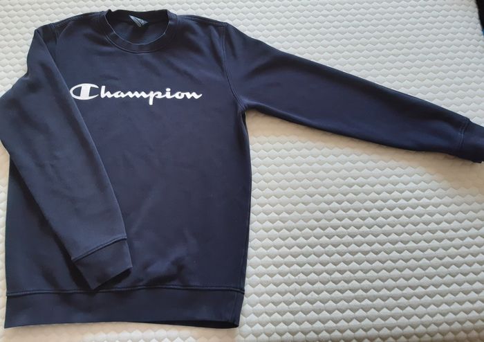 Sweat marine manches longues de la marque Champion - photo numéro 3