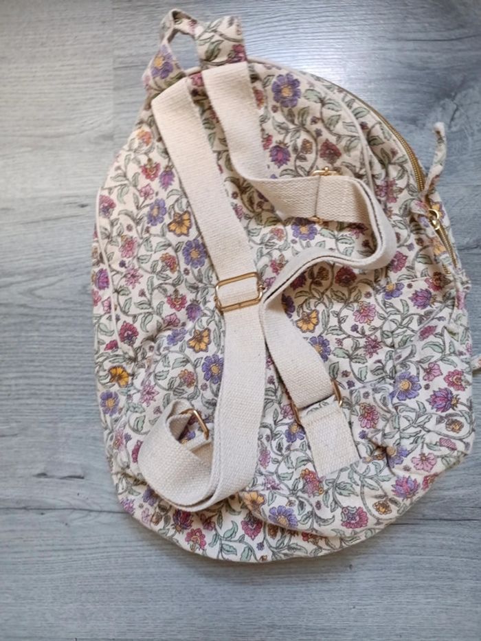 Sac a dos - photo numéro 2