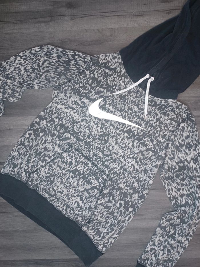 Pull sweat à capuche Nike en be L