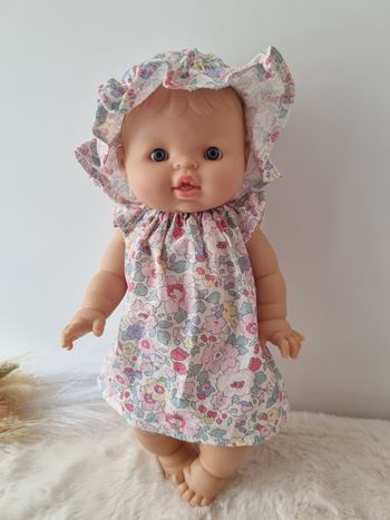 Robe et chapeau paola