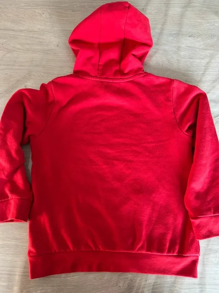 Sweat à capuche rouge thème basket - photo numéro 4