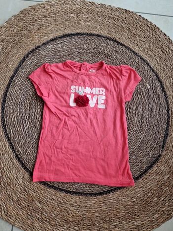 Joli tee-shirt manches courtes Kiabi taille 36 mois