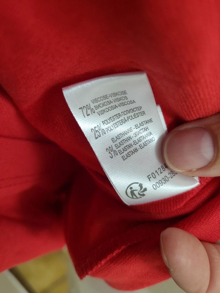 Robe rouge Anne Weyburn taille 42-44 - photo numéro 10