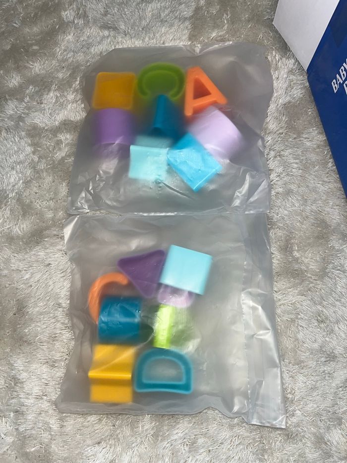 Jeu éducatif bébé “Baby’s First Blocks”Tri de formes et couleurs| Neuf - photo numéro 3