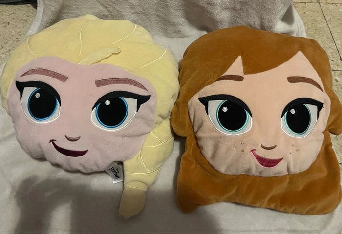 Lot coussin reine des neiges