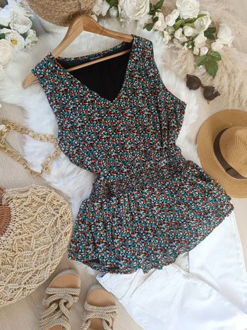 Jolie haut taille 48