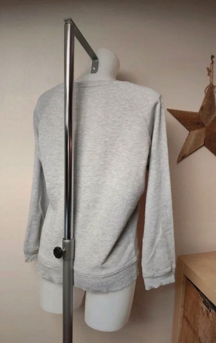🌺Joli sweat léger taille L MustHave🌺 - photo numéro 2