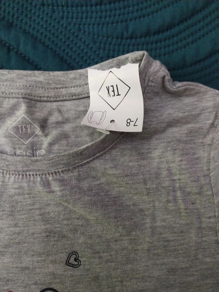 T-shirt gris tex 7-8 ans neuf - photo numéro 4