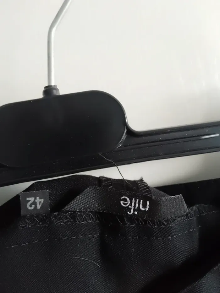Pantalon noir taille 42 - photo numéro 4