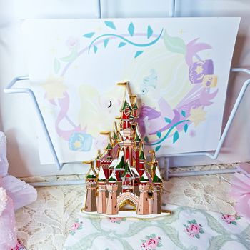 Pin's Disney chateau disneyland Paris Noël fantasy