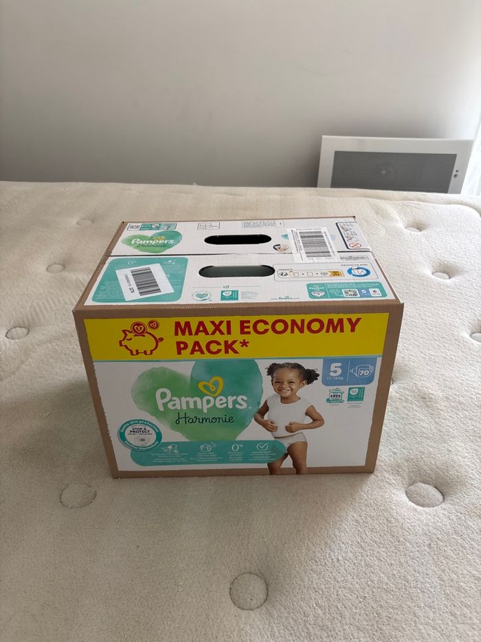 70 couches Pampers Harmonie taille 5 - photo numéro 3