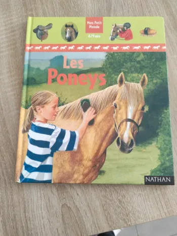 Livre nathan les poneys