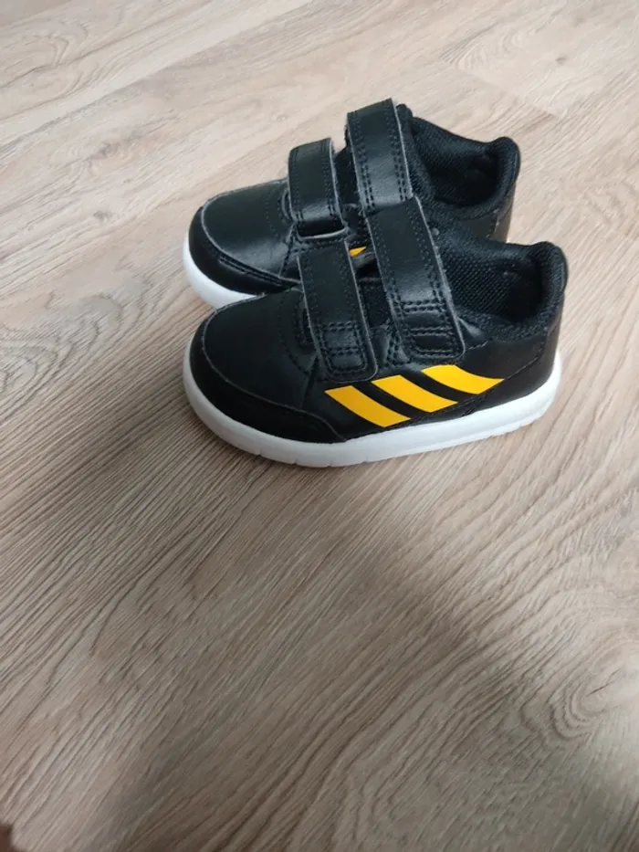 Basket adidas