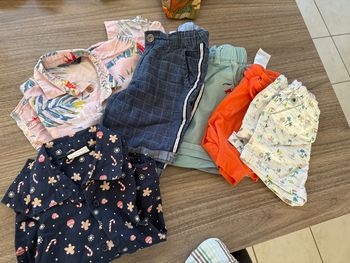 Lot de vêtements bébé 24 mois