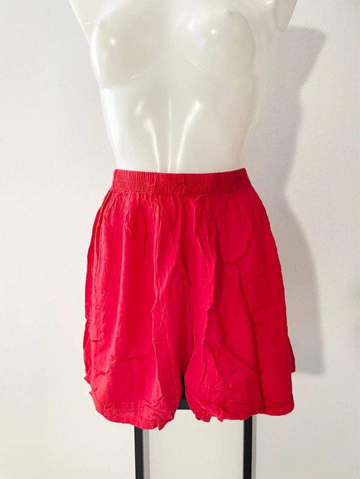 Short rouge - photo numéro 2