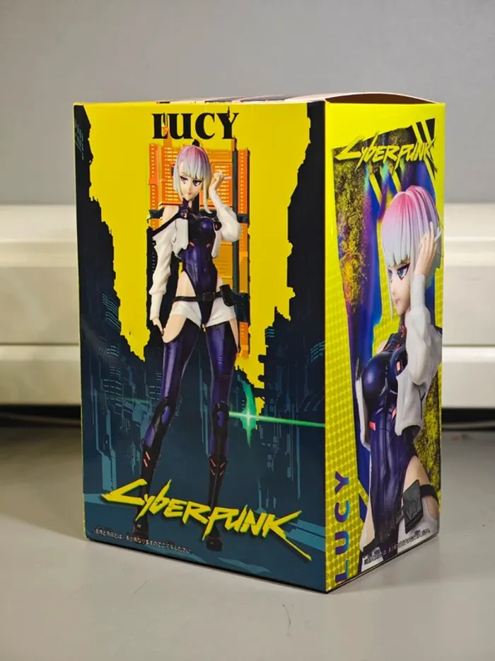 Figurine CyberPunk Edgerunners : Lucy 21cm neuve avec boîte - photo numéro 10