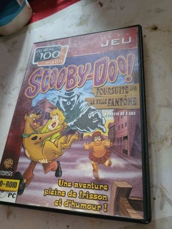 Scooby Doo poursuite dans la ville fantome