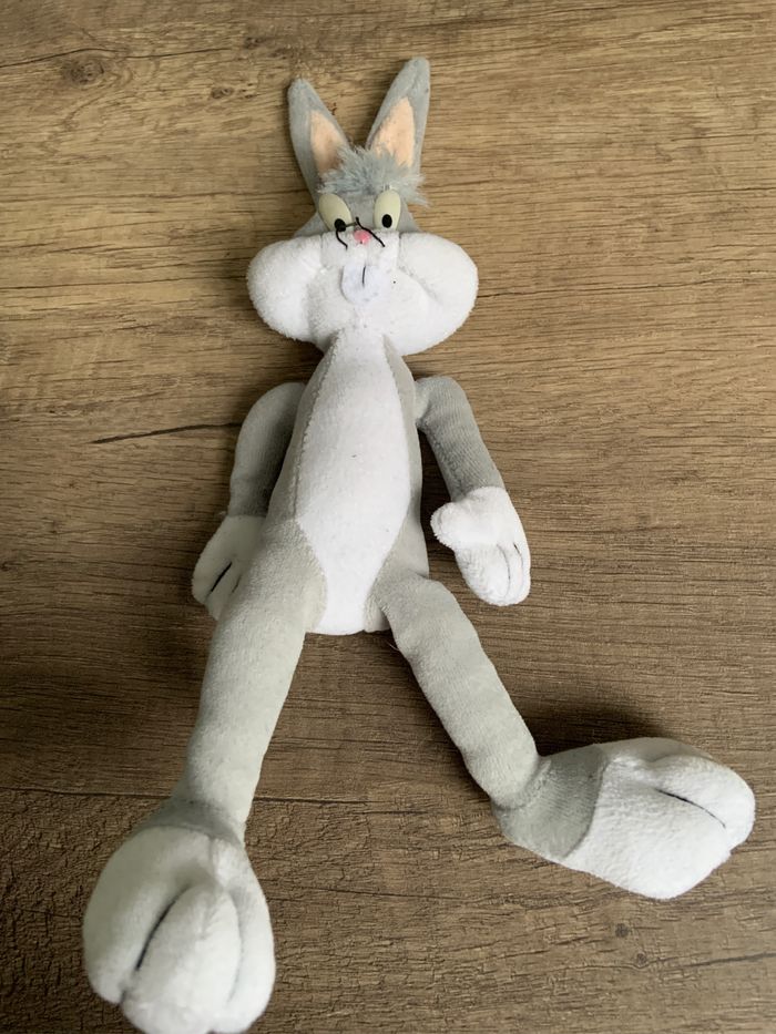 Peluche Bugs Bunny hauteur 30 cm