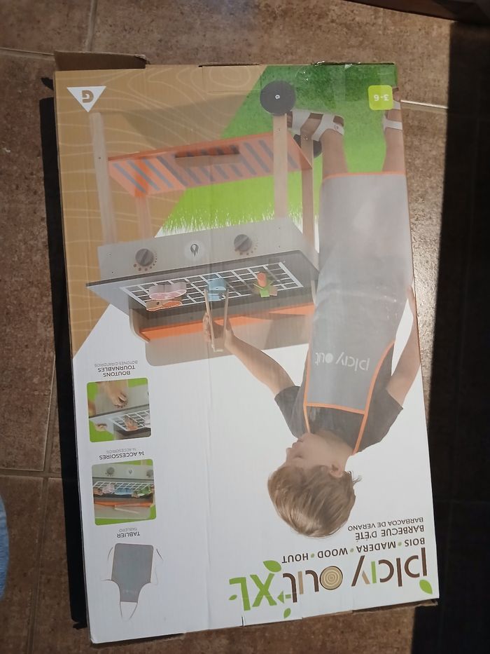 Barbecue en bois - photo numéro 2