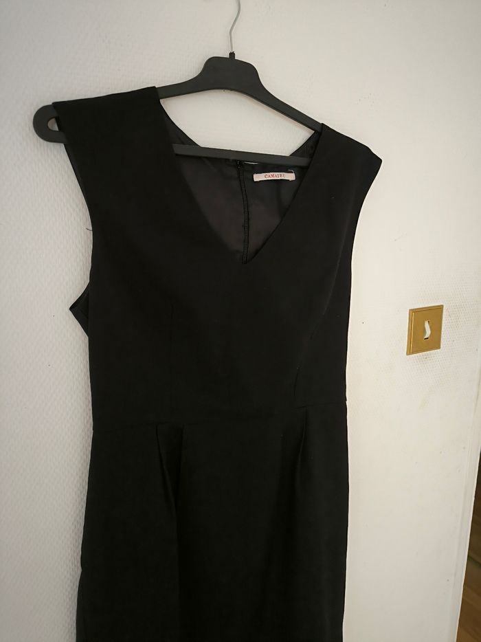 Petite robe noire simple camaïeu taille 38 - photo numéro 2