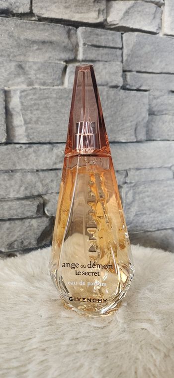 Ange ou Démon Le Secret NEUF