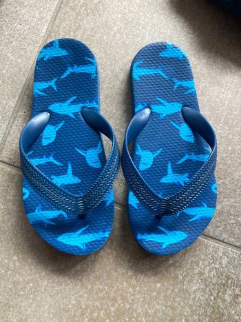 Claquettes tongs bleu requins shark 28 29 enfant garçon fille été plage