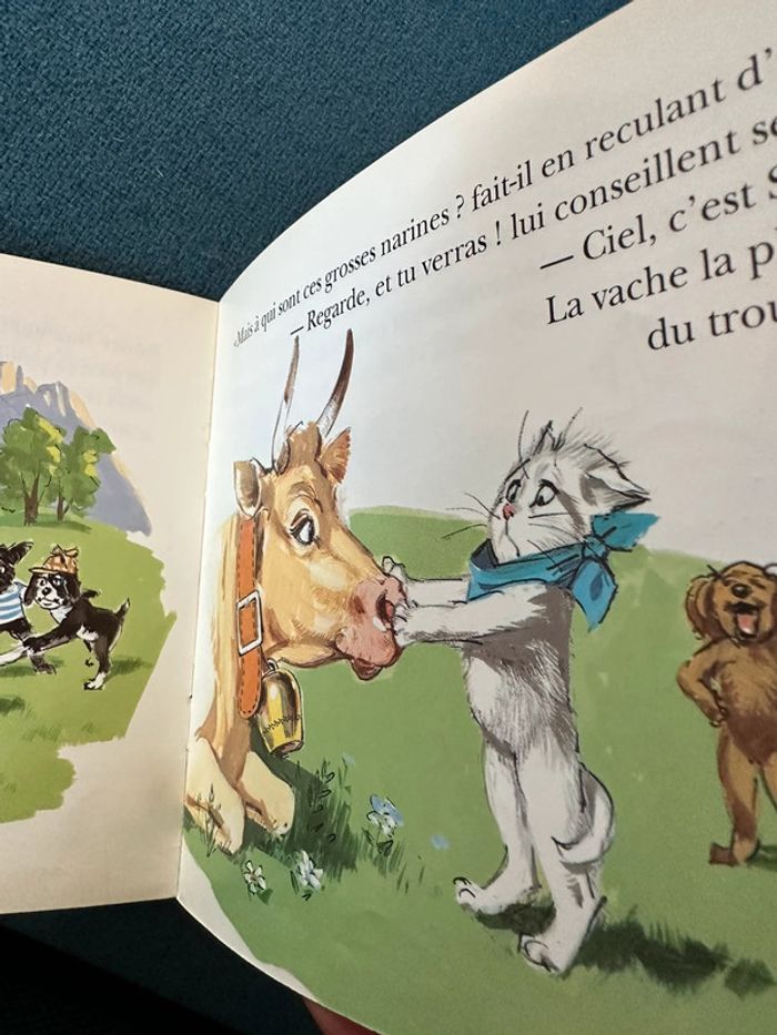 Livre album petit Les vacances de Caroline Pierre Probst Caroline Câlin Hachette Jeunesse - photo numéro 3