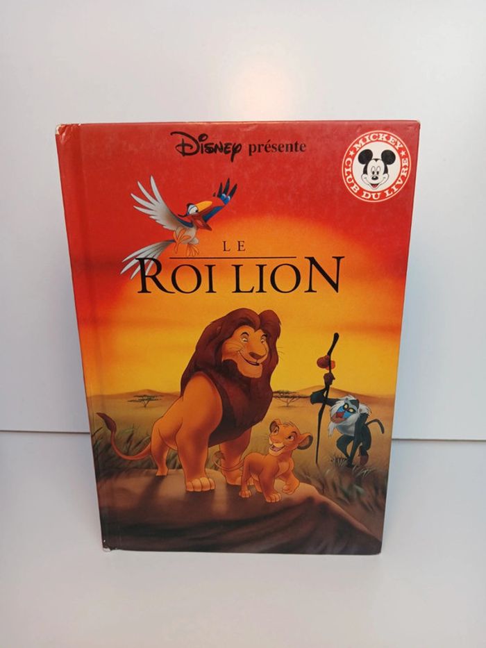 Livre Disney mickey club du livre Le roi lion (01)