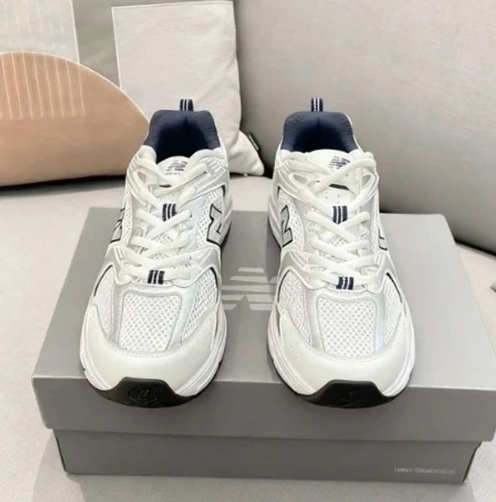 New Balance 530 Blanc 42 - photo numéro 3