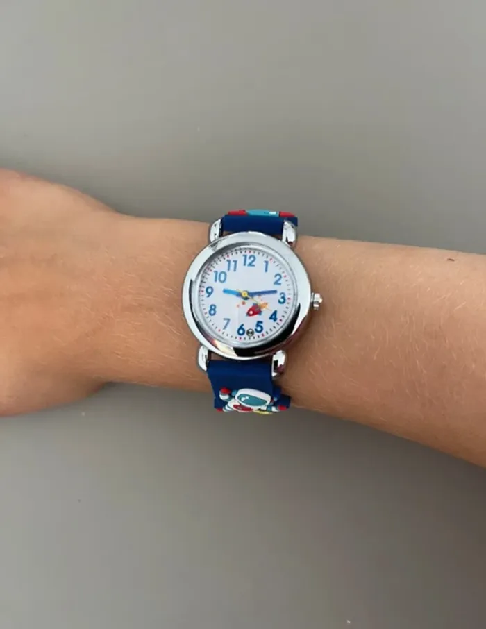 Superbe montre astronautes 3D
