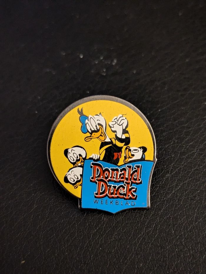 Pin's Disney Donald Duck Riri Fifi Loulou