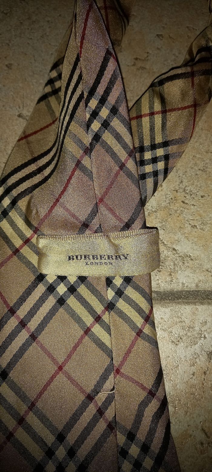 Cravate burberry - photo numéro 4