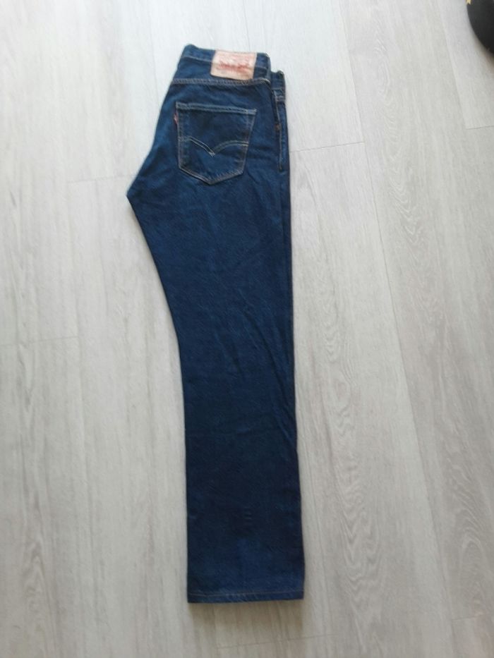 Pantalon jean marque Levi s strauss 501 taille w 30 l 34 fermeture bouton - photo numéro 4