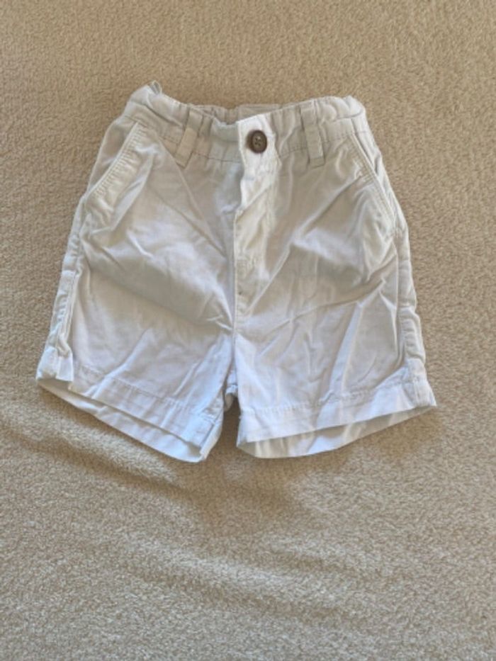 Short blanc
