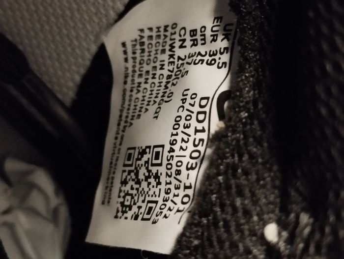 Basket Nike dunk panda taille 39 - photo numéro 8