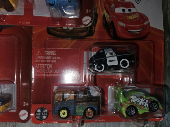 9  mini voitures racers cars Disney pixar mattel neuves rare - photo numéro 3