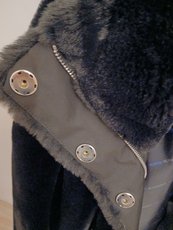 Veste facon fausse fourrure - photo numéro 4