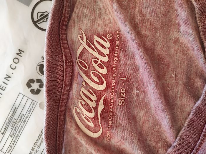 17 –T-shirt Coca-Cola vintage – Pour un look 100% rétro cool ! 🥤 - photo numéro 4