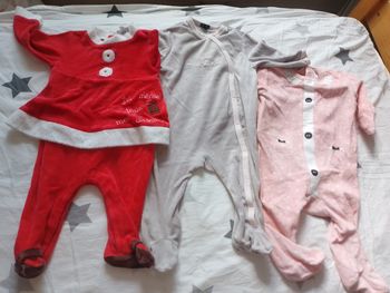 Lot de 3 pyjama  dont 1 Noërque