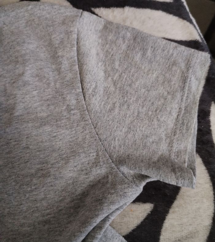 Tee shirt "Cool Blonde" magasin Kaan 94% coton - photo numéro 3