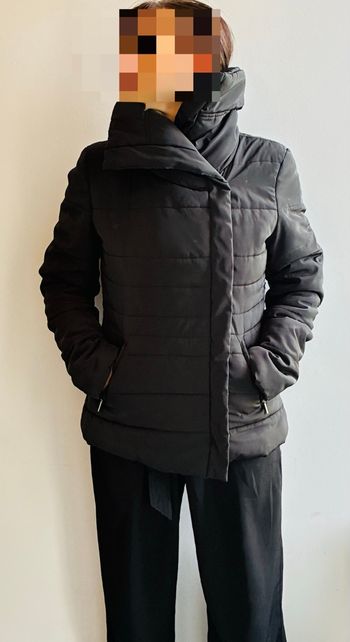 Manteau doudoune courte hiver femme avec col montant