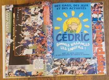 Ancien journal de mickey avec poster champions euro 2000 N°2508 vintage